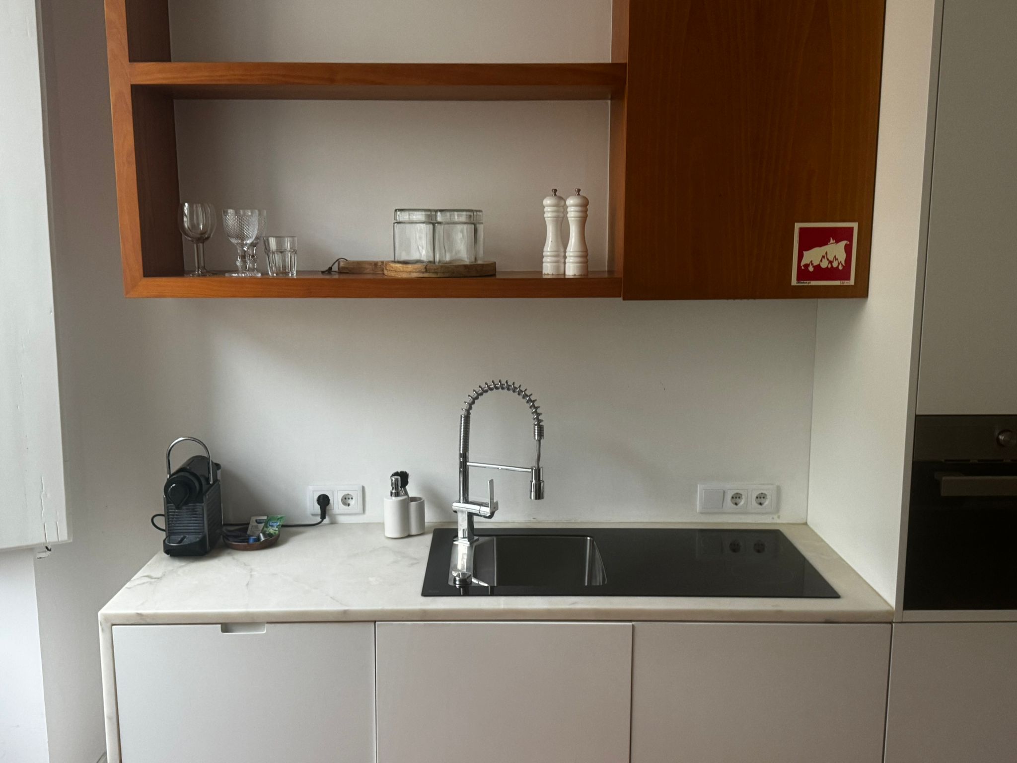 WhatsApp Image 2025-11-11 at 10.41.23 (2)